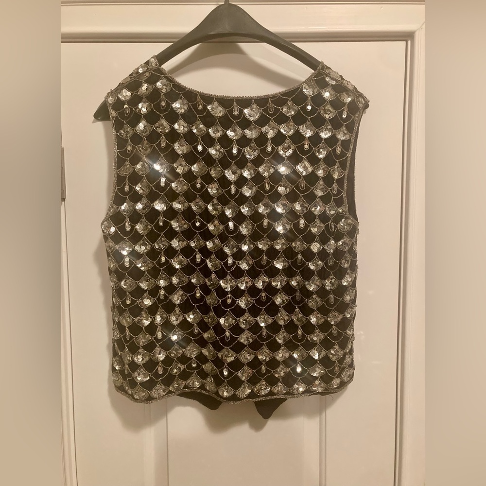 VINTAGE SWEET SUE 100% SILK BLACK AND SILVER SEQUIN VEST NEW